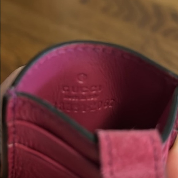 Gucci Pink Patent Leather Monogram Soho Credit Card Case Excellent Condi… - Picture 3 of 3